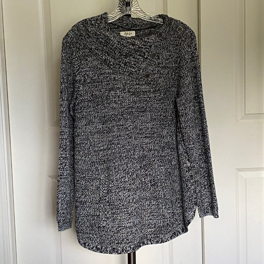 Style & Co Black & White Knit Sweater
